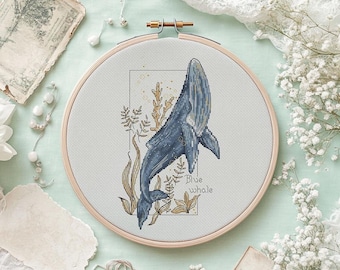 Schema punto croce balenottera azzurra: disegno sottomarino (schema PDF)