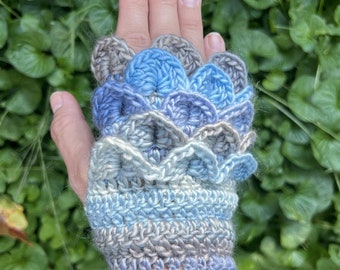 Dragon Scale Fingerless Gloves, crochet gloves, Custom Dragon Scale Gloves,