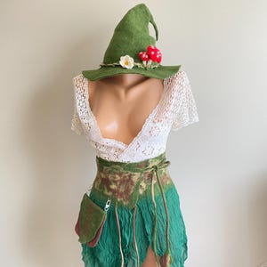 Felted green witch hat with mushrooms, Forest wizard hat, Halloween costume, Fairytale Magic hat, Festival outfit, Elf hat, Party Cosplay