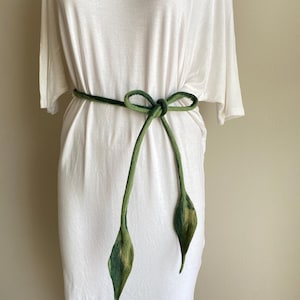 Festival leaf costume belt, Whimsical woodland Tree costume, Fairy pixie long cord belt, Cosplay accessory, Enchanted forest, Nymph green