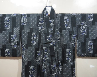 Beautiful Kimono Vintage Item FOB090822-11