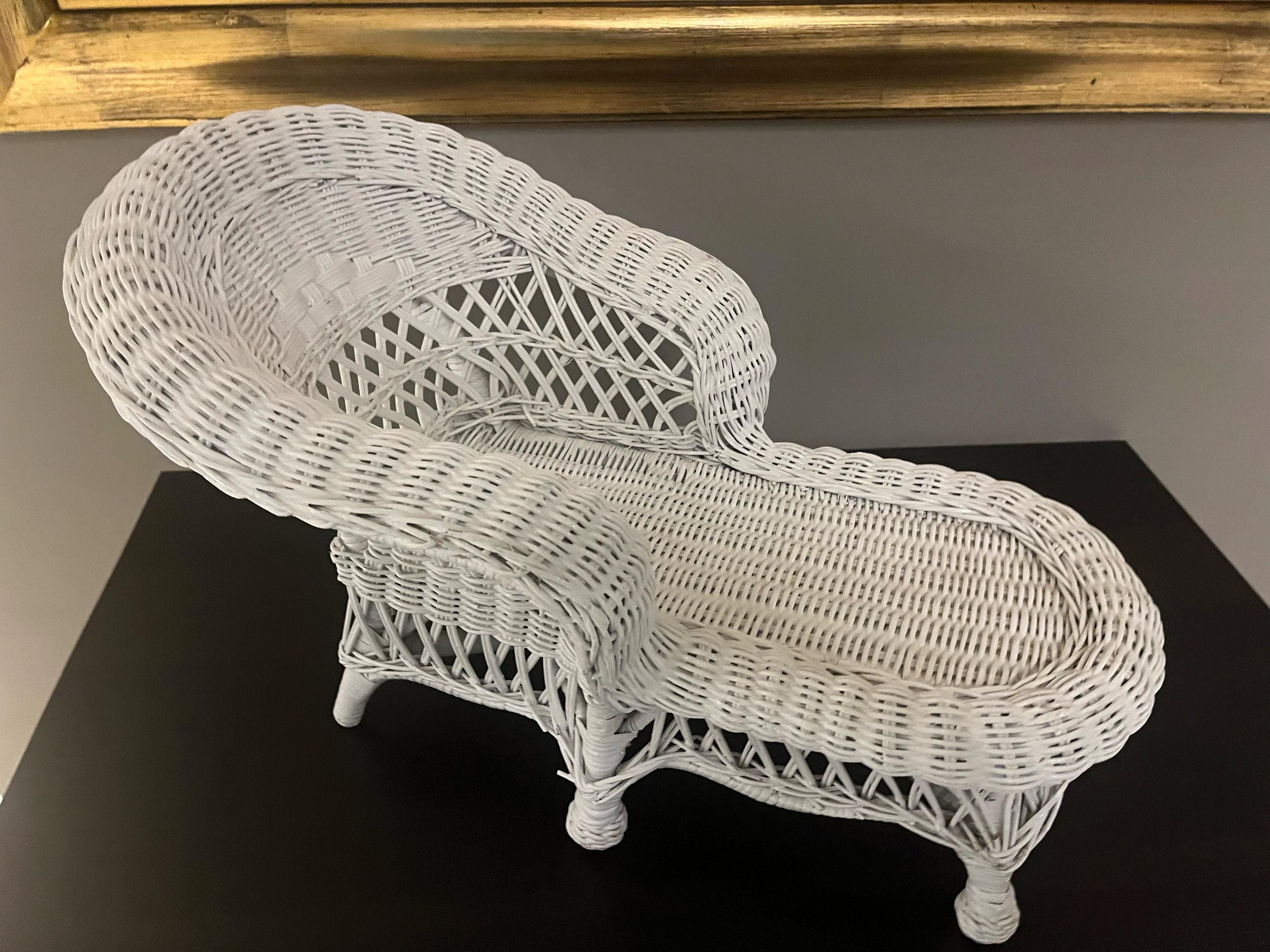 Hampton bay wicker chaise lounge sales