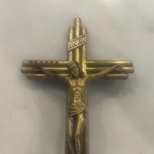 Vintage INRI Crucifix on Removable Stand With Faux Pink Gemstones - Etsy