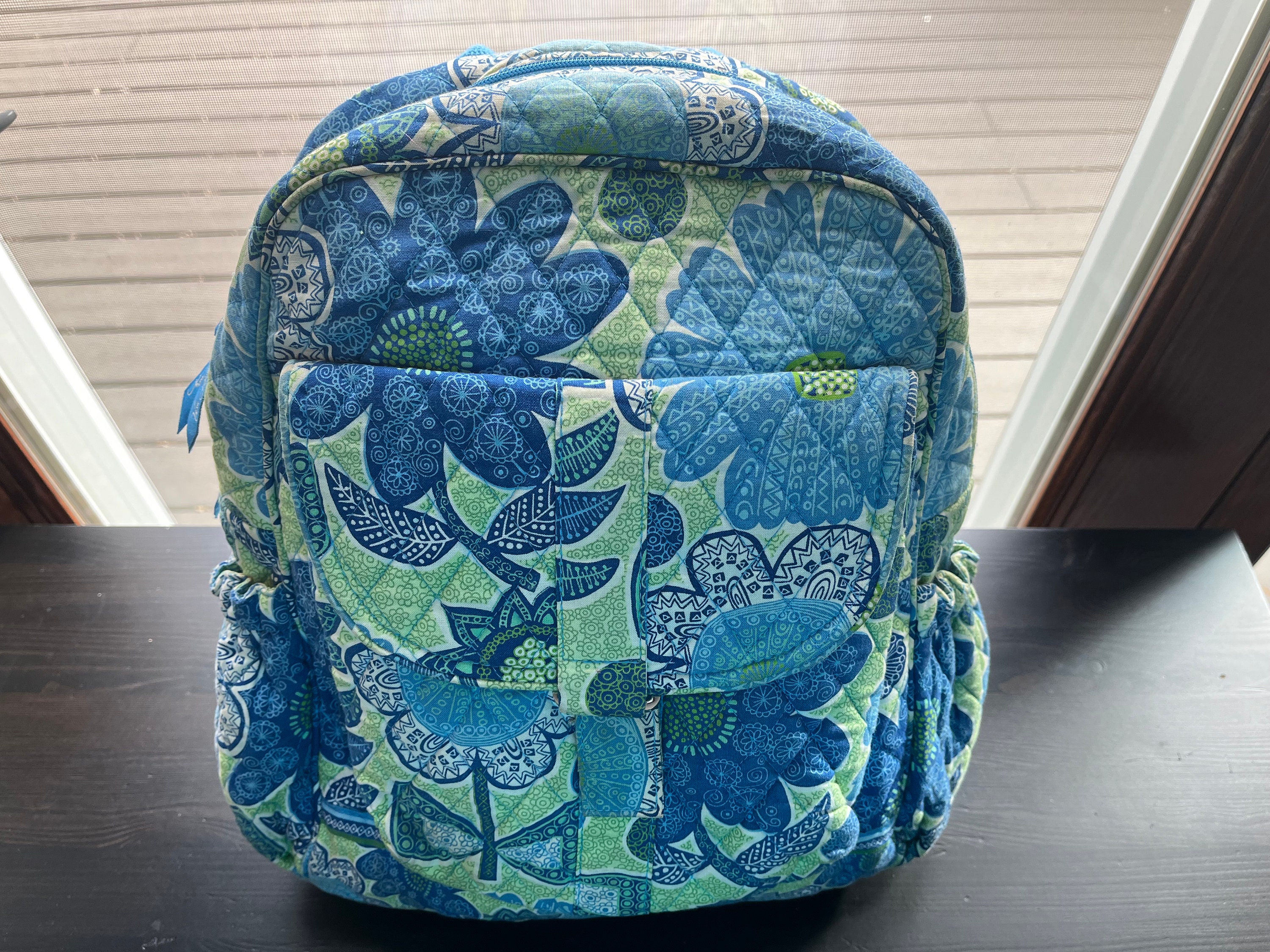 NWT Vera Bradley Double Zip Backpack in Doodle Daisy Retired Pattern VERA BRADLEY Blue Green Double Daisy Backpack | Mercari main image 4