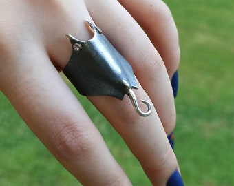 Adjustable 925 Sterling Silver Manta Ray Ring with Zircon Eyes