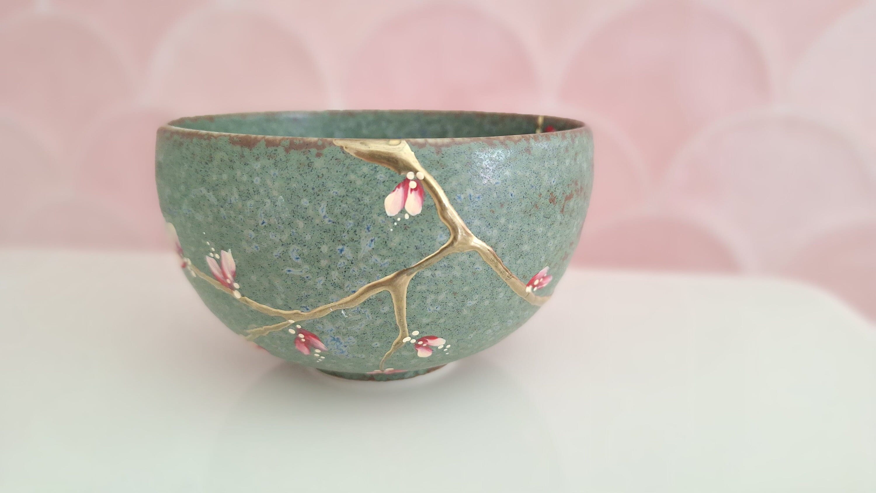 Kintsugi bowl, hand painted flowers, made in Japan.