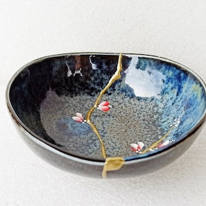 Kintsugi Bowl Ceramic Made in Japan Kintsugi Pottery image 2