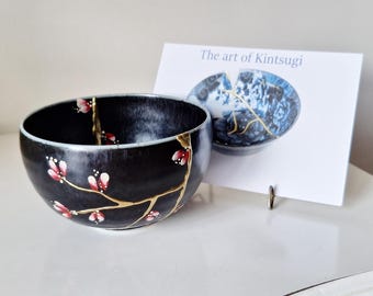 Kintsugi bowl, hand painted flowers, made in Japan.