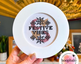 White Embroidery Hoop Frame: 3D Printed Display, Cross Stitch & Needlepoint