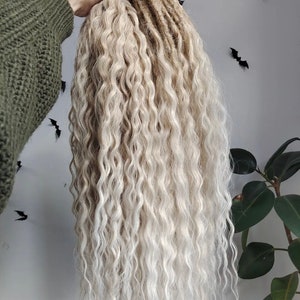 DE /SE Ariel krullende synthetische dreads extensions. Synthetische dreadlocks