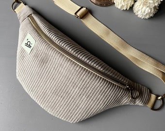 Personalized bum bag zodiac sign - light gray corduroy