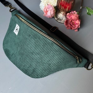 XL Personalized Zodiac Fanny Pack - Green Corduroy