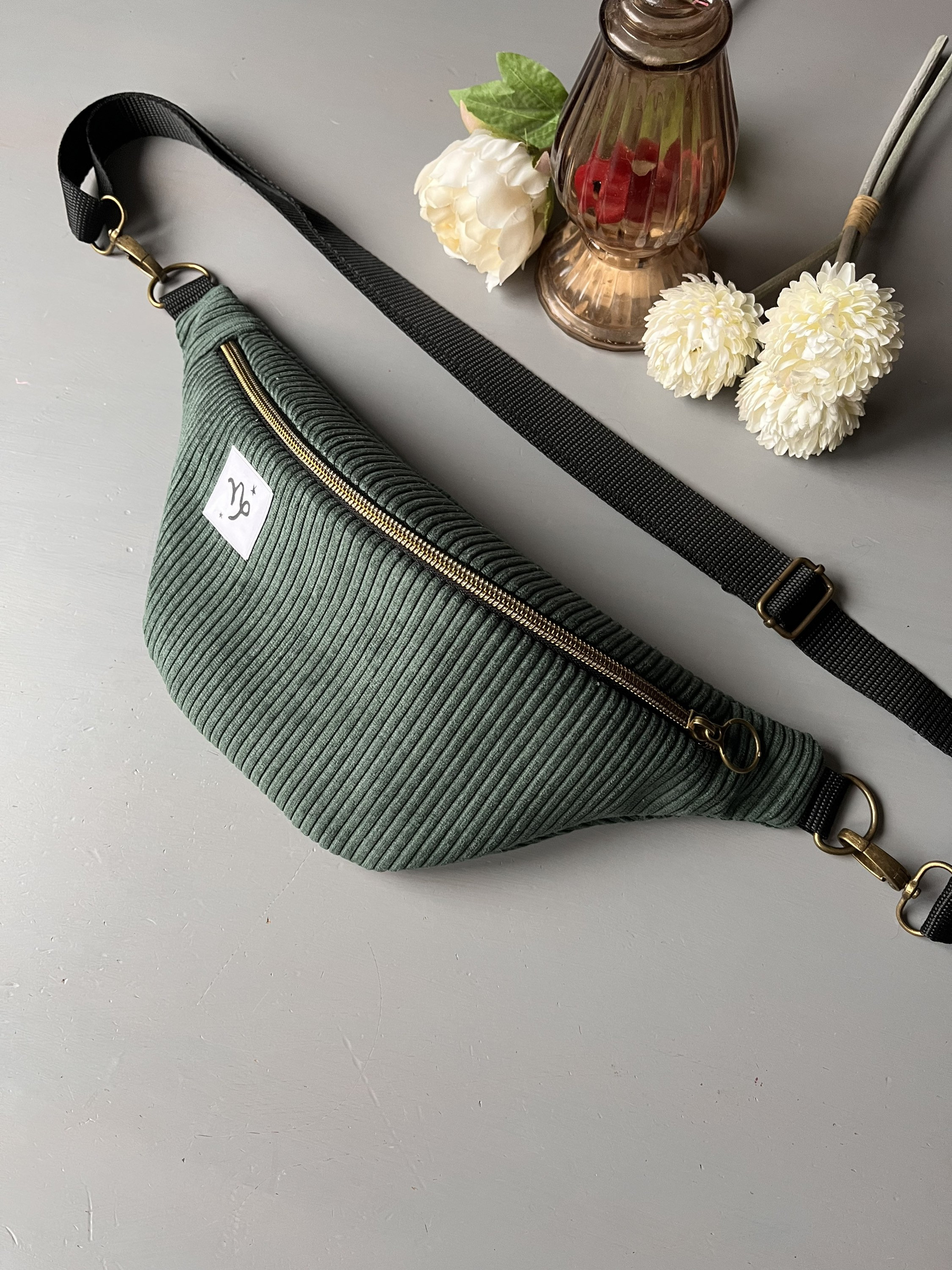 Personalized Fanny Pack Zodiac Sign - Green Corduroy