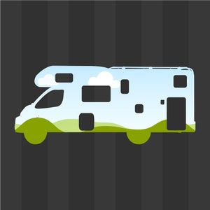 Puede incluir: Una autocaravana blanca con un diseño de paisaje azul y verde. La autocaravana tiene varias ventanas y una puerta en el lateral.