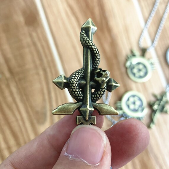 Fullmetal Alchemist Cross Snake Metal Keychain Bag Car Key Ring Anime Fan Gift