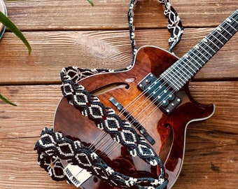 Adjustable macramè instrument strap, mandolin strap, ukulele strap, guitar strap, boho strap