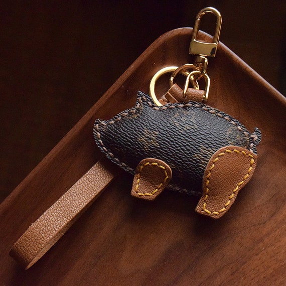 Leather Piglet Charm, Handmade Pig Leather Bag Charm, Leather Handbag and Purse Charm, Cute Piglet Keychain, Handmade Leather Gift - Etsy Leather Piglet Charm, Handmade Pig Leather Bag Charm, Leather Handbag and Purse Charm, Cute Piglet Keychain, Handmade Leather Gift - Etsy