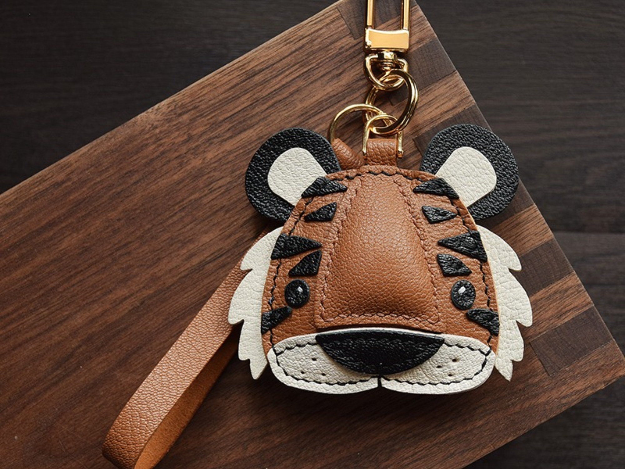 lv tiger keychain