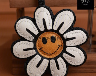 Leather Flower Charm, Handmade Smile Flower Bag Charm, Cute Flower Leather Handbag and Purse Charm, Flower Keychain, Handmade Leather Gift