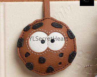Leather Cookie Charm, Handmade Cookie Bag Charm, Cute Cookie Leather Handbag and Purse Charm, Cookie Keychain, Handmade Leather Gift
