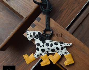 Handgemaakte lederen tasbedel dalmatiër, schattige portemonnee sleutelhanger gevlekte puppy, hanger van echt leren handtas en verjaardagscadeau voor hondenliefhebber