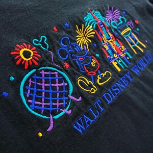 Walt Disney World Vintage T-Shirt Mickey Fireworks Embroidered Single Stitch 90s