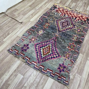 Colorful Vintage Berber Moroccan Area Rug, Handmade Thread Soft Rug ...