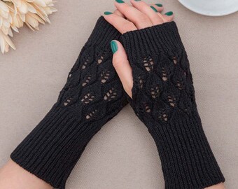 Beautiful Fingerless winter Gloves, Cozy Gloves for Women, Cozy and Warm Winter Gloves, knit Women Gloves, Winter Christmas Gift for her