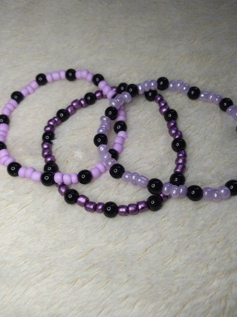 Silver Smoky Purple Stretch Bead Bracelet main image 1