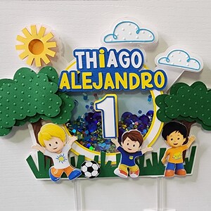Topper de pastel de coctelera inspirado en Little People