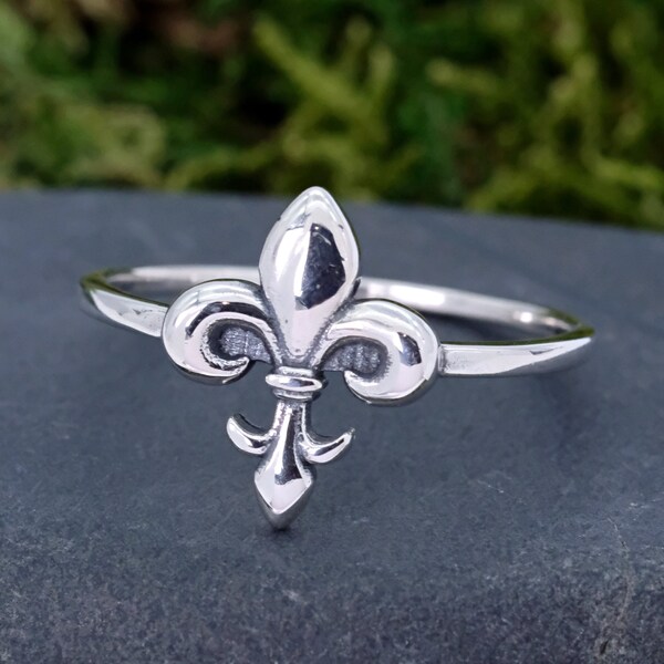 Solid 925 Sterling Silver Men's Vintage Antiqued Fleur de lis Ring Band Size 8.5