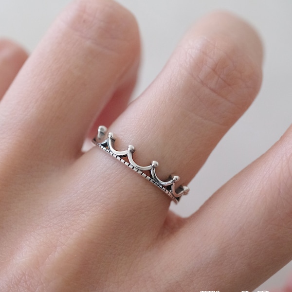 Cute Crown Princess Tiara Design 925 Sterling Silver Eternity Ring, Women's Tiara Ring, Silver Crown Ring, Women's Tiara Eternity Band