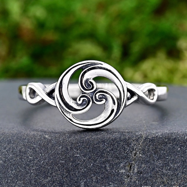 Round Circle Celtic Spirals Ring • Solid 925 Sterling Silver Triskelion Ring • Triple Spiral Karma Ring • Twisted Knot Side Unique Ring