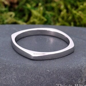 Square thumb hot sale ring