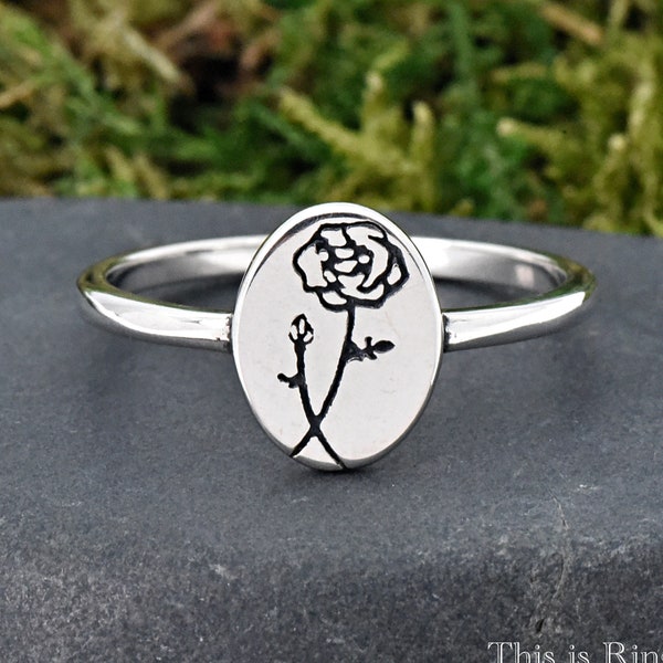 January Birth Month Flower Carnation Engraved Oval Disc Sterling Silver Ring, Women's Flower Ring, Carnation Ring, Birthday Gift