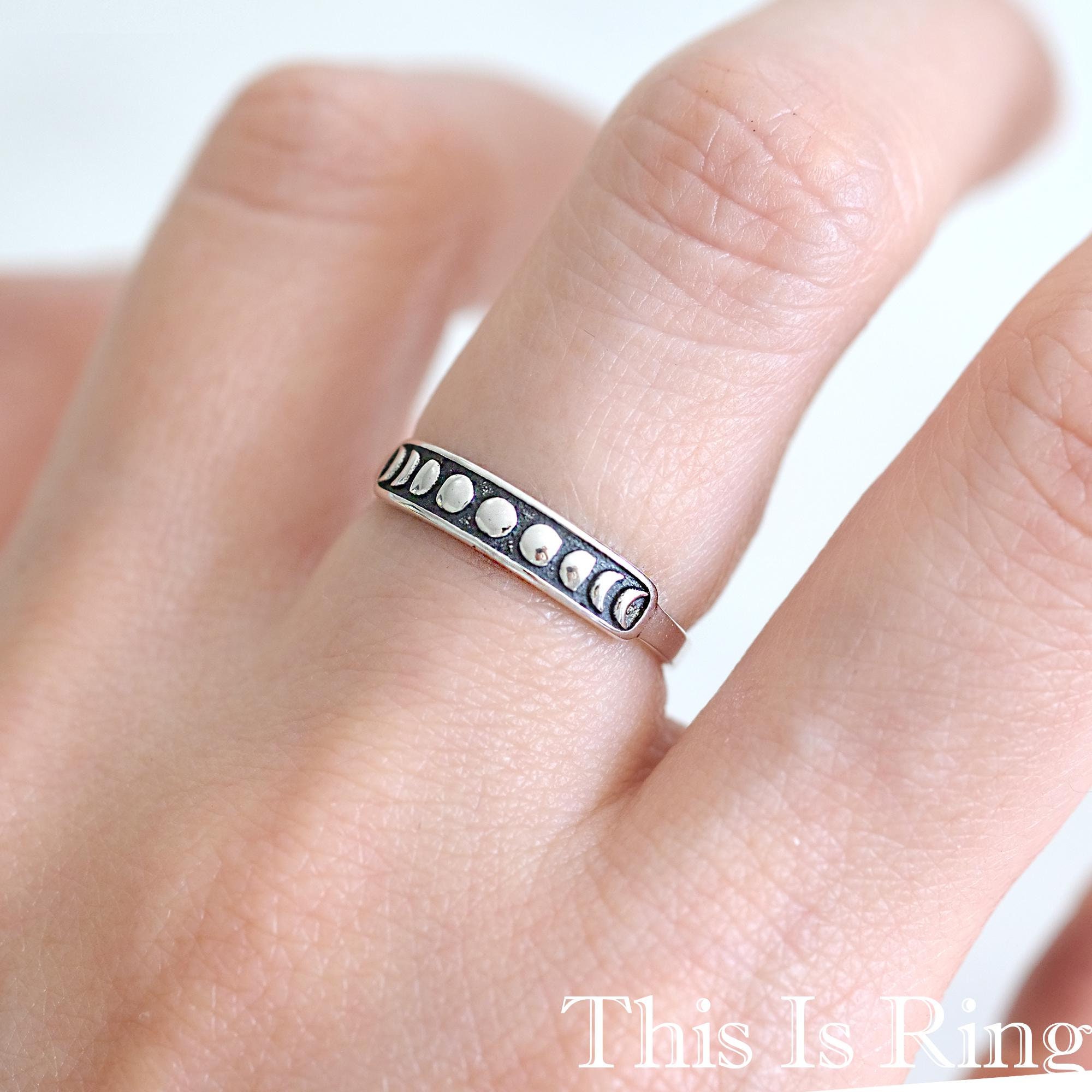 Lunar Phase Band Ring | Fabulous Sounds