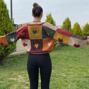 Coeur crochet cardigan-crochet vêtements-fait main cardigan-coeur cardigan-patchwork cardigan-veste grand-mère