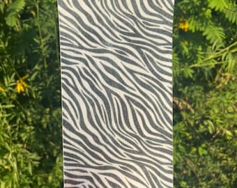 Cinta adhesiva para tubos con estampado de cebra / Cinta médica Hypafix estampada / Sondas de alimentación, NG, NJ, oxígeno, líneas centrales, CGM /