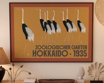 Lámina de arte mural vintage de grullas japonesas: póster zoológico retro de Hokkaido, 1935, ilustración minimalista de aves, decoración natural de mediados de siglo.