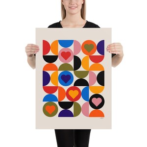 Cartel de corazones de Bauhaus, decoración de sala de estar escandinava moderna de mediados de siglo, impresión de arte abstracto en varios colores 18x24 pulgadas