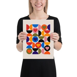 Cartel de corazones de Bauhaus, decoración de sala de estar escandinava moderna de mediados de siglo, impresión de arte abstracto en varios colores 11x14 pulgadas
