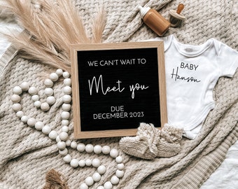 Editable Digital Pregnancy Announcement, Simple Neutral Baby Reveal, Social Media, Facebook, Instagram