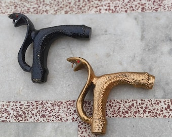 Impugnatura in ottone a forma di serpente per bastone da passeggio in legno, stile nautico.