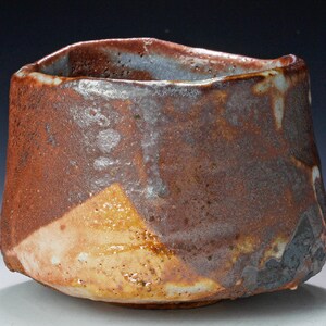 Hand-made Japanese tea bowl (chawan) by Shibayama Riiya