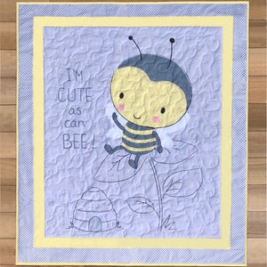 Handmade Bee Quilt, Bee Themed Baby Quilt, Bee Toddler Quilt, Bee Design Quilt, Bee Theme Nursery, Baby Shower Quilt, Baby Shower Gift