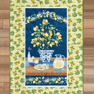 Floral Lap Quilt, Lemon Lap Quilt, Gift for Mother, Gift for Her, Woman&#39;s Lap Quilt, Small Quilt for Lap, Living Room Lap Quilt