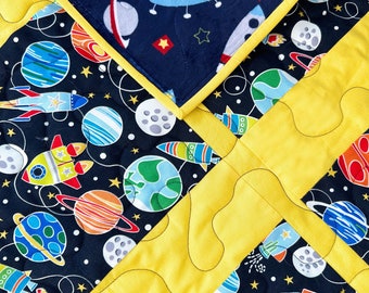 Space Baby Quilt, Minky Baby Quilt, Astronaut Baby Quilt, Astronaut Toddler Quilt, Spaceship Nursery, Baby Shower Gift, Baby Quilt Minky