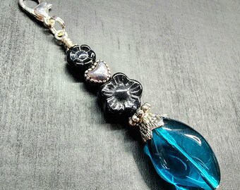 Jet Black & Teal Blue Flower Zipper Pull • Beaded Hawaiian Hibiscus Purse Charm • Czech Glass Floral Beads • Keychain • Daisy Gifts For Her
