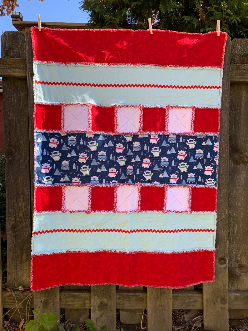 Christmas Flannel Rag Quilt ice Blue, Red and White With Dark Blue