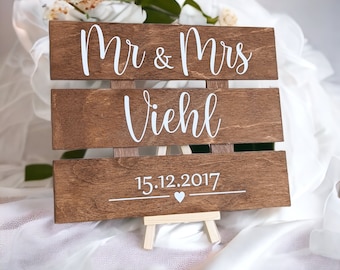 Hochzeitsdeko Schild, Mr & Mrs personalisiert mit Namen und Datum